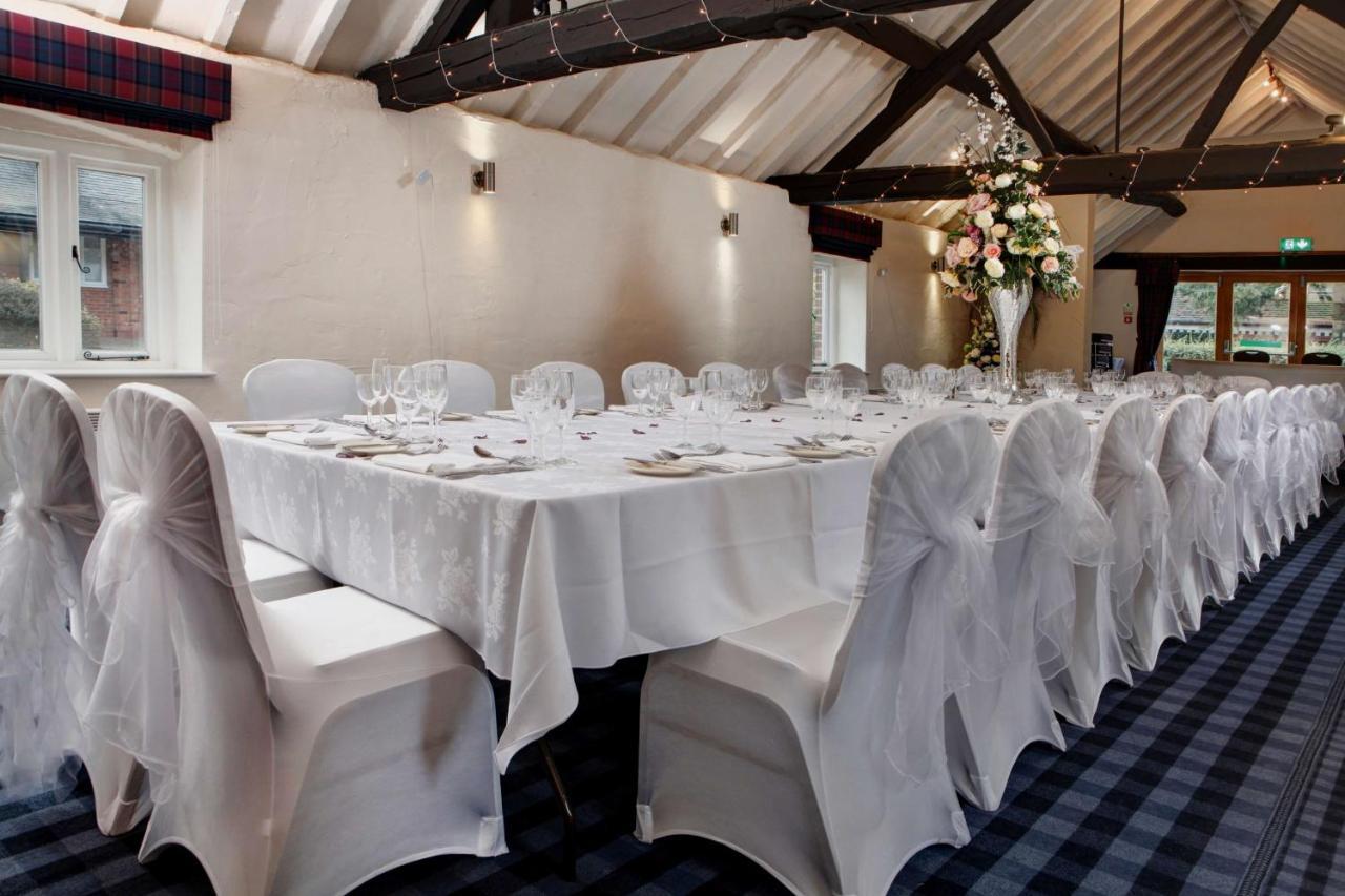 Windmill Village Hotel, Golf Club & Spa, BW Signature Collection Coventry Extérieur photo