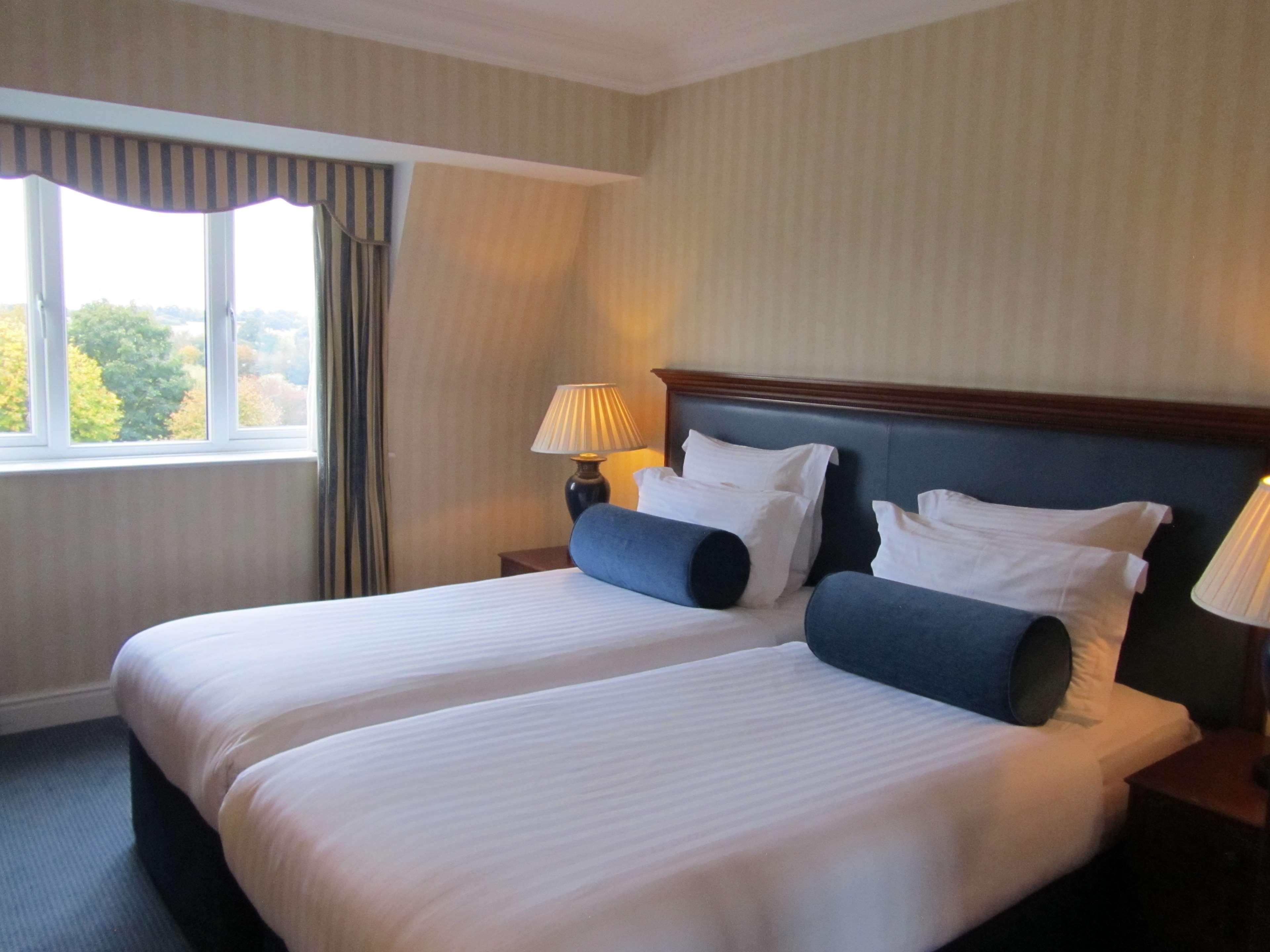 Windmill Village Hotel, Golf Club & Spa, BW Signature Collection Coventry Extérieur photo