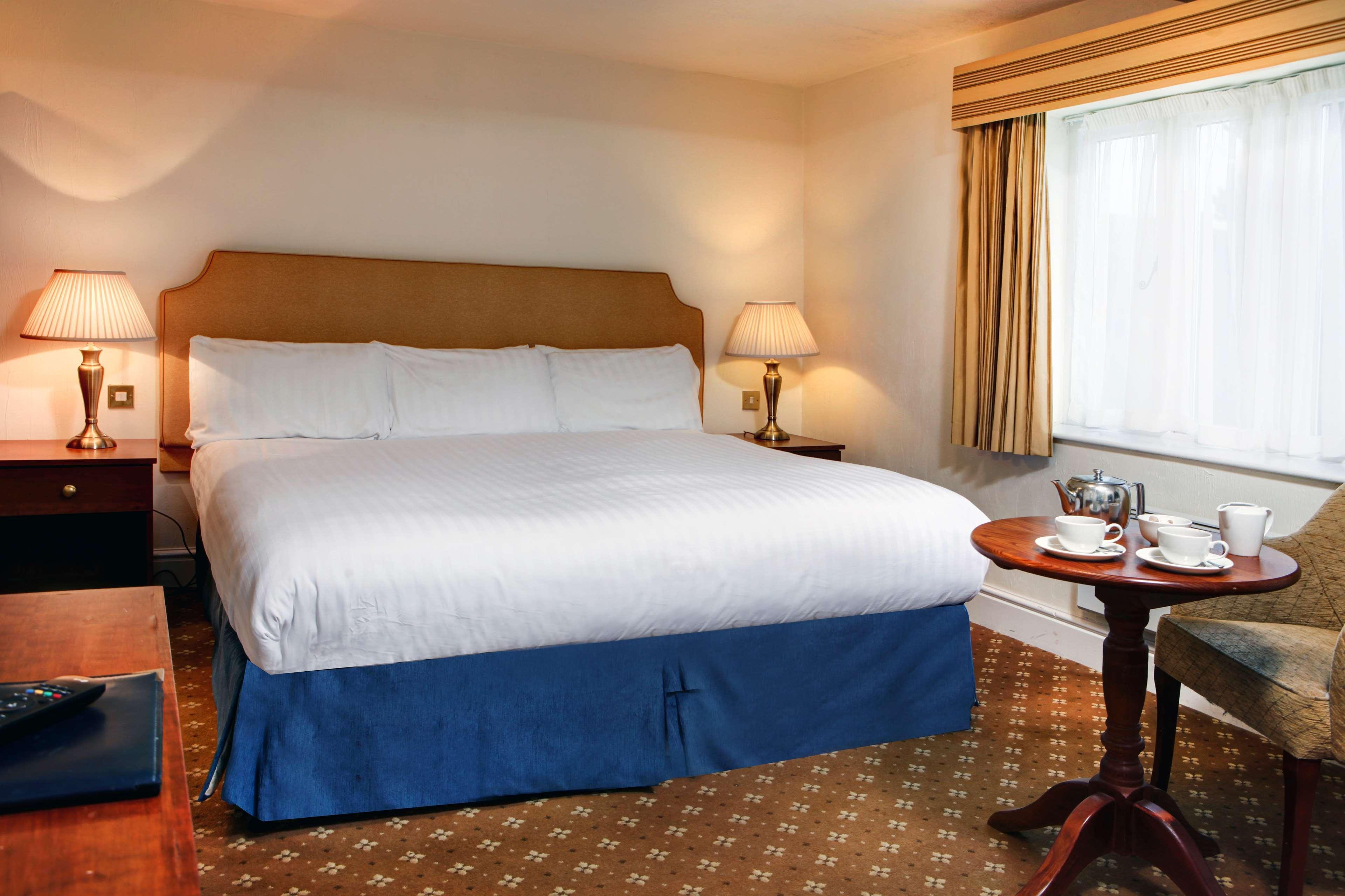 Windmill Village Hotel, Golf Club & Spa, BW Signature Collection Coventry Extérieur photo