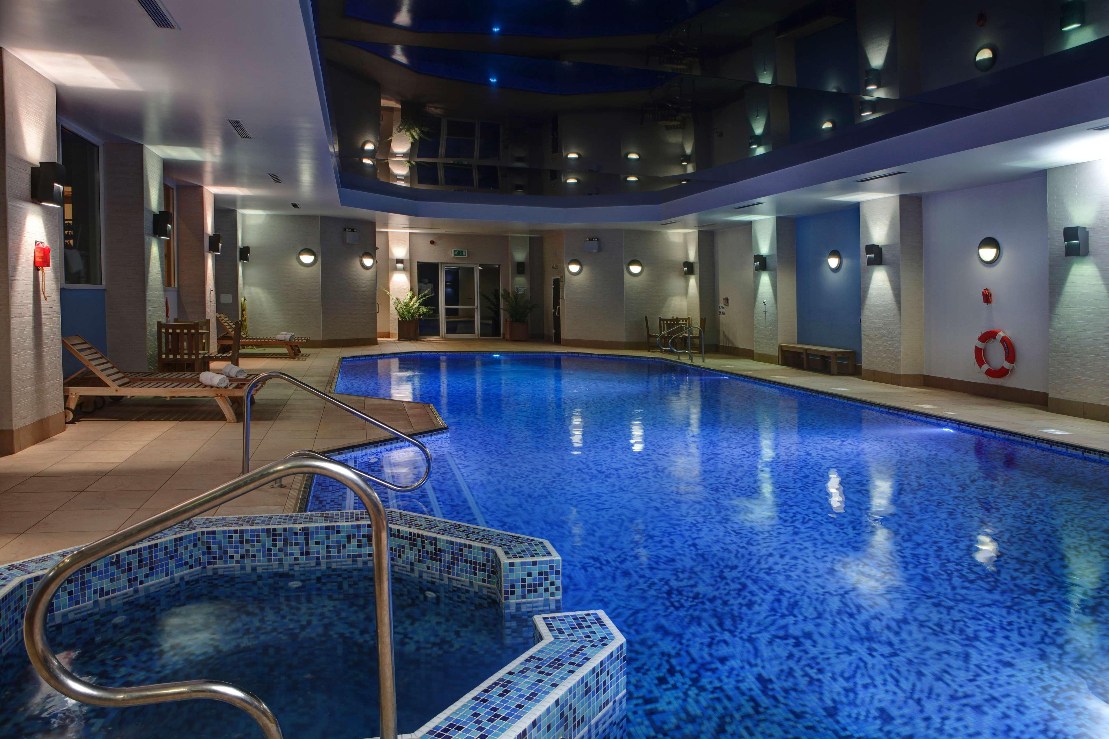 Windmill Village Hotel, Golf Club & Spa, BW Signature Collection Coventry Extérieur photo