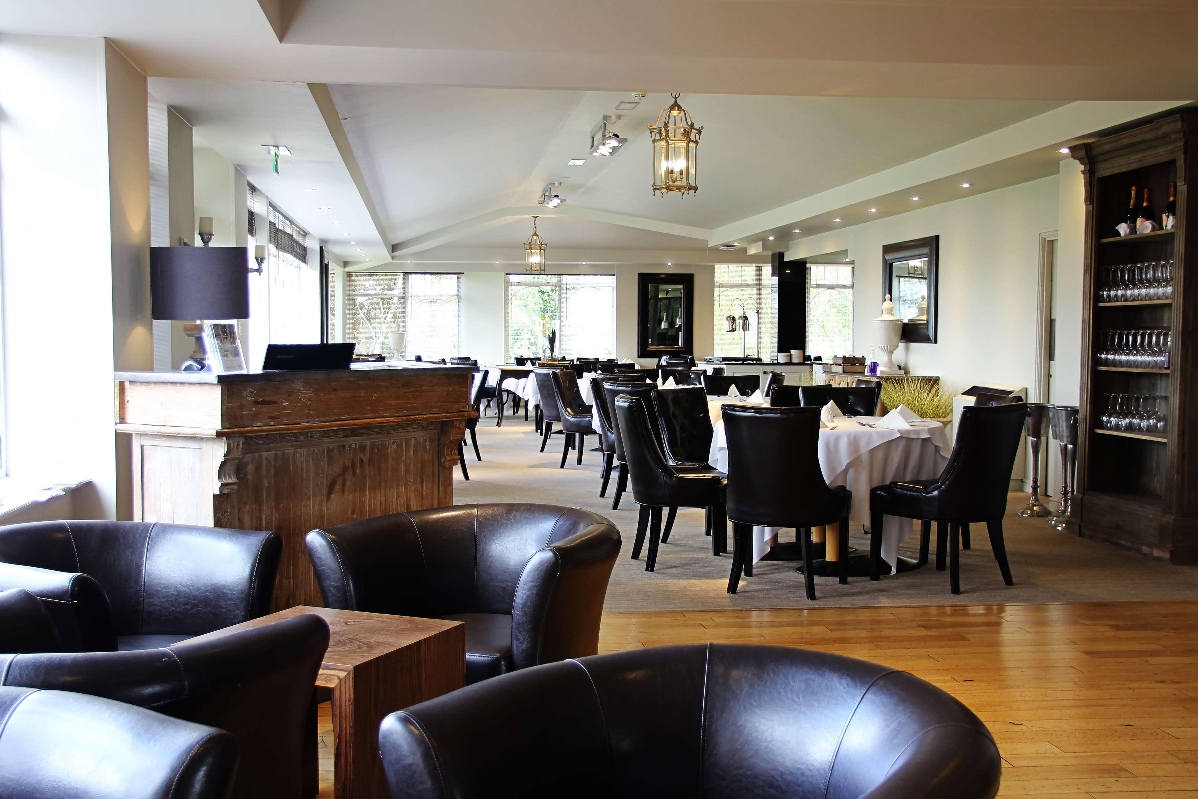 Windmill Village Hotel, Golf Club & Spa, BW Signature Collection Coventry Extérieur photo